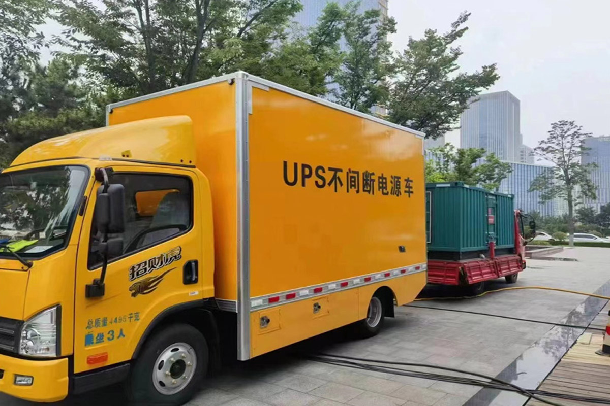 江源发电机租赁施工现场